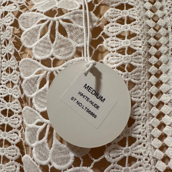 Two Piece Eyelet Lace Skirt Set - Picture 4 of 4